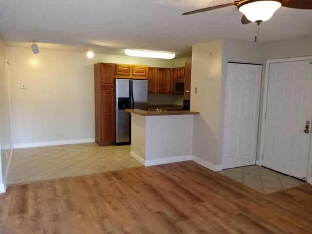 801 LYONS Road 19101, Coconut Creek, FL 33063