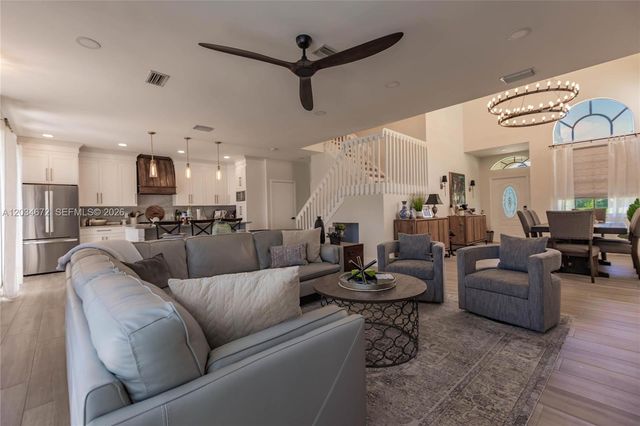 15623 NW 5th Street, Pembroke Pines, FL 33028