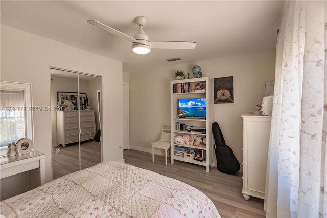 15623 NW 5th Street, Pembroke Pines, FL 33028