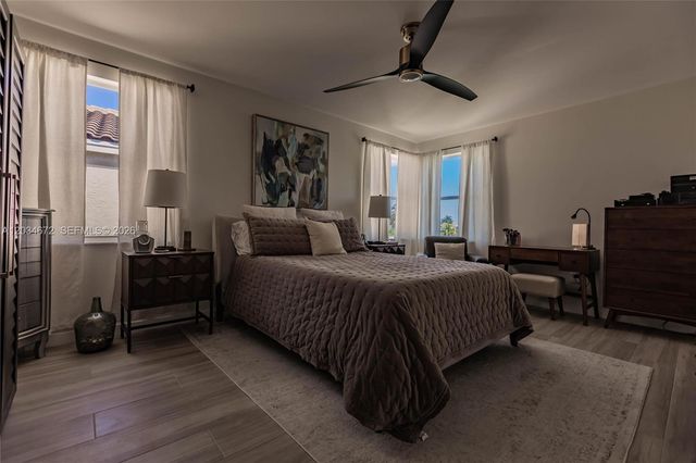 15623 NW 5th Street, Pembroke Pines, FL 33028