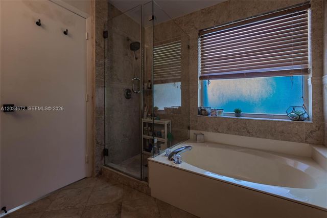 15623 NW 5th Street, Pembroke Pines, FL 33028