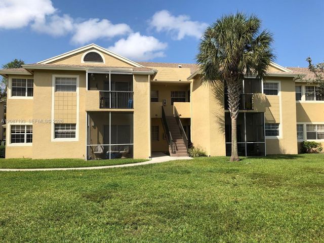 631 Cypress Lake Boulevard H17, Deerfield Beach, FL 33064