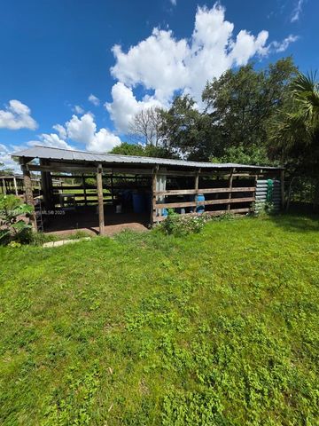 648 Avenida del Sur, Clewiston, FL 33440