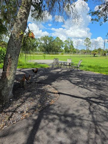 648 Avenida del Sur, Clewiston, FL 33440