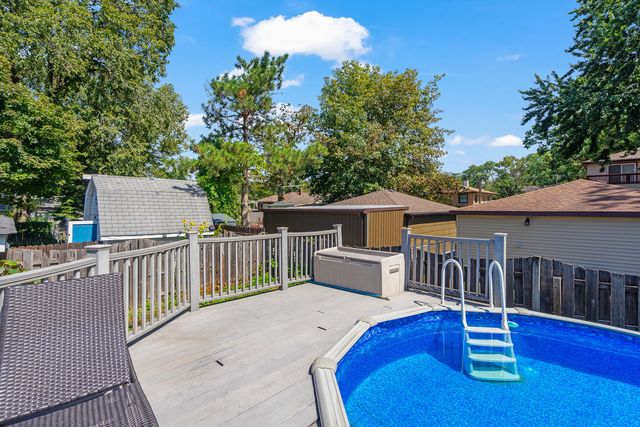 305 Schwab Street, Thornton, IL 60476