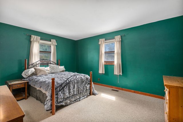 305 Schwab Street, Thornton, IL 60476