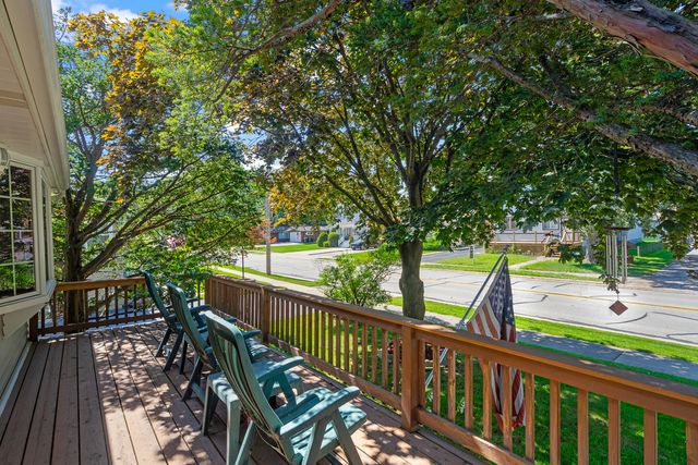 305 Schwab Street, Thornton, IL 60476