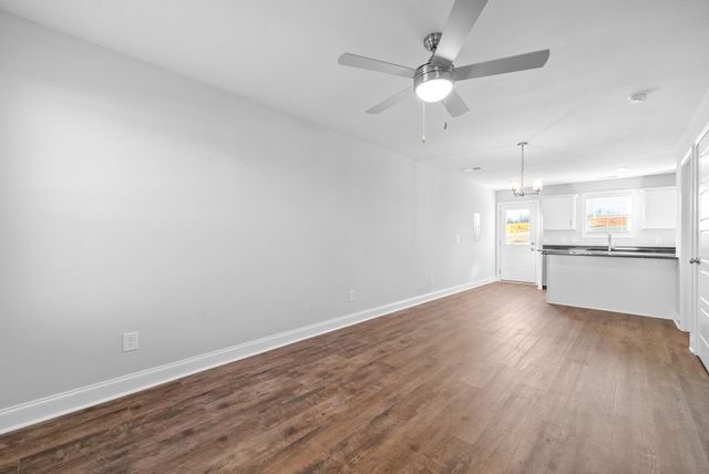 919 Martin St, Clarksville, TN 37040