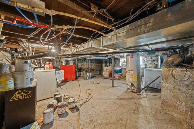 100 N 94th Street, Edwardsville, KS 66111