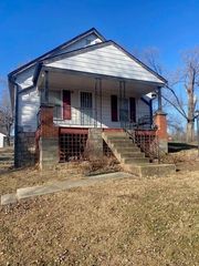 100 N 94 Street, Edwardsville, KS 66111