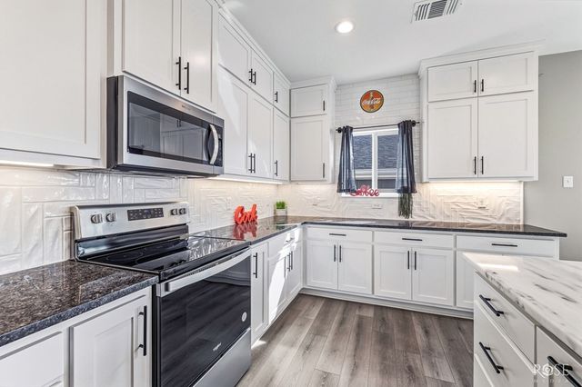 211 S Buchanan Street, San Angelo, TX 76903