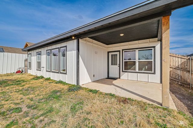 211 S Buchanan Street, San Angelo, TX 76903