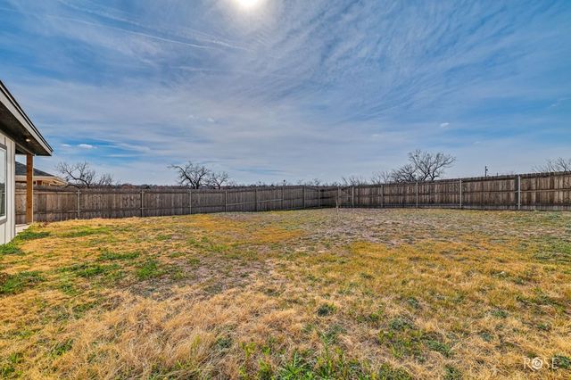 211 S Buchanan Street, San Angelo, TX 76903