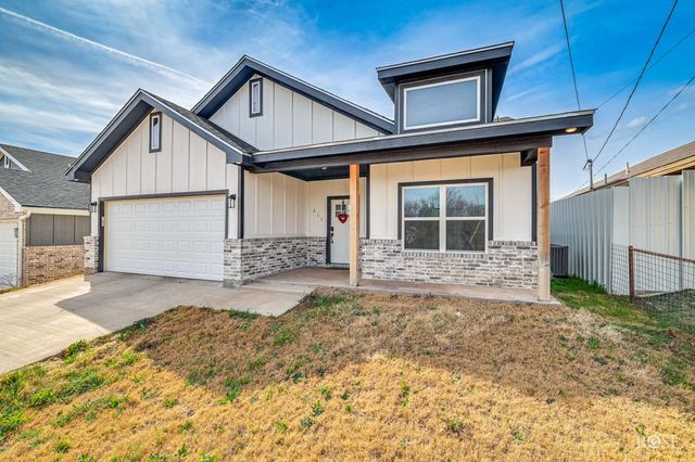 211 S Buchanan Street, San Angelo, TX 76903