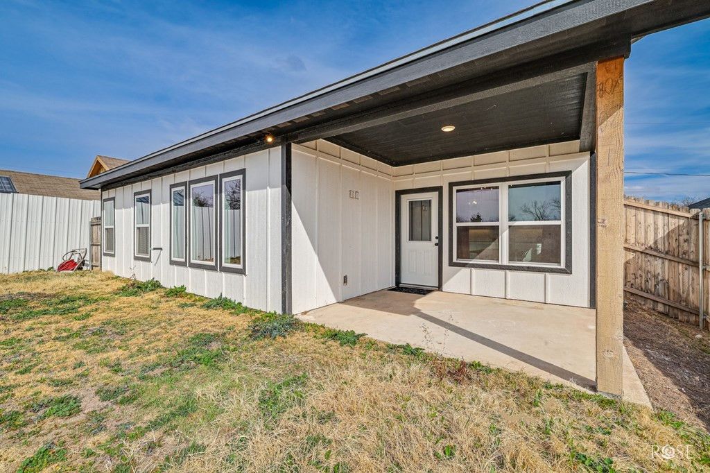 Image 26 of property listing at 211 S Buchanan Street, San Angelo, TX 76903