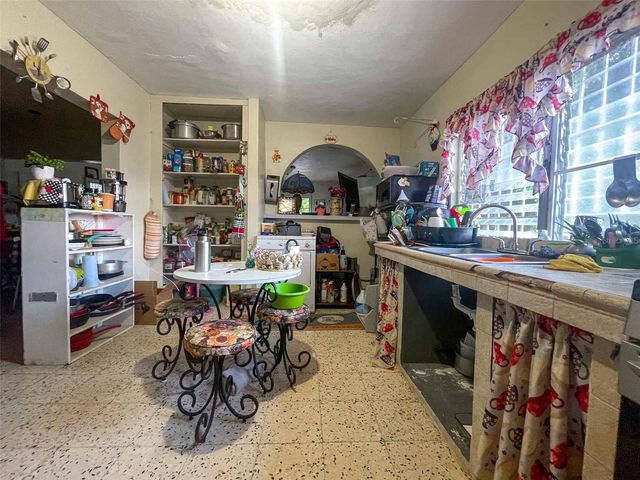 144 CALLE GRANATE, Vieques, PR 00765