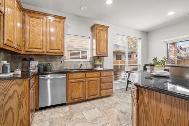 10413 Stoneside Trail, Fort Worth, TX 76244