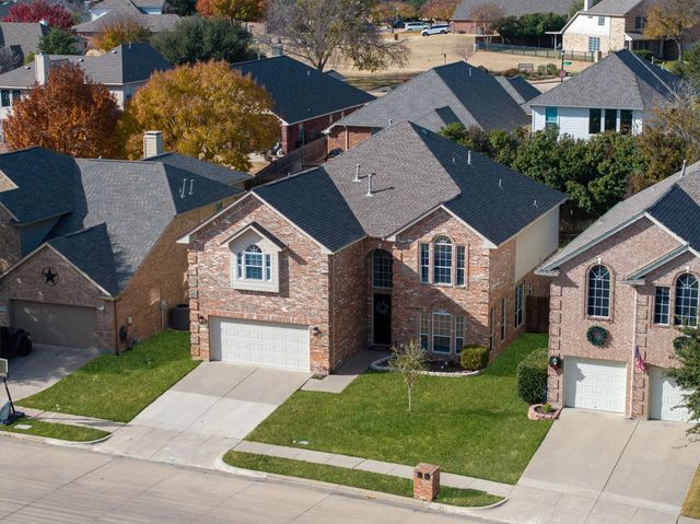 10413 Stoneside Trail, Fort Worth, TX 76244