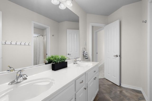 10413 Stoneside Trail, Fort Worth, TX 76244