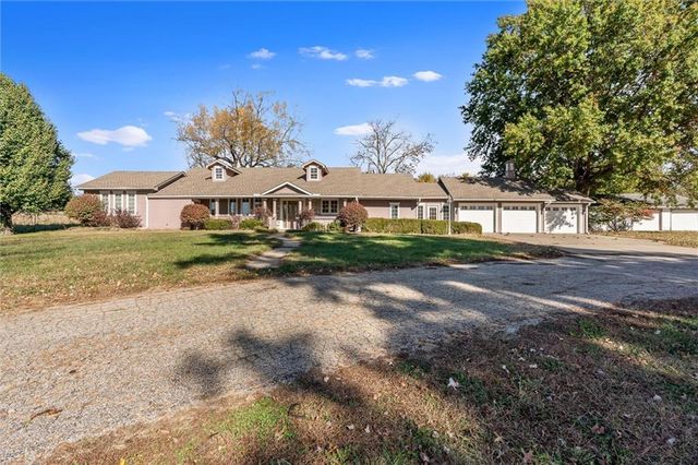 2301 Lees Summit Road, Lee's Summit, MO 64064