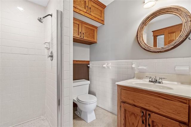 2301 Lees Summit Road, Lee's Summit, MO 64064