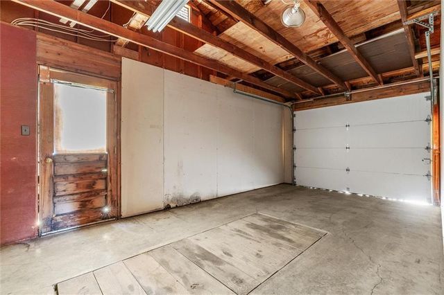 2301 Lees Summit Road, Lee's Summit, MO 64064