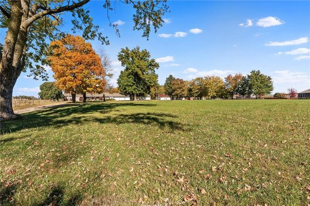 2301 Lees Summit Road, Lee's Summit, MO 64064