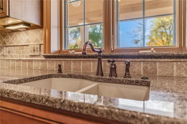 2301 Lees Summit Road, Lee's Summit, MO 64064