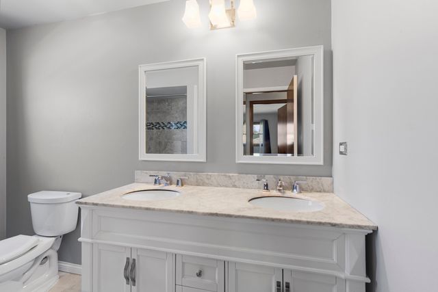 1400 Palmer Street, Downers Grove, IL 60516