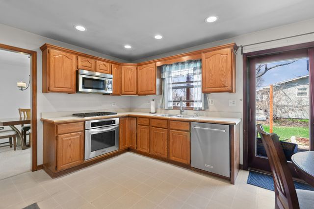 1400 Palmer Street, Downers Grove, IL 60516