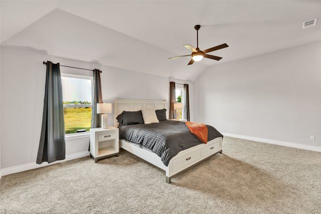 1040 Cloudy Court, Weatherford, TX 76085