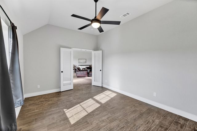 1040 Cloudy Court, Weatherford, TX 76085