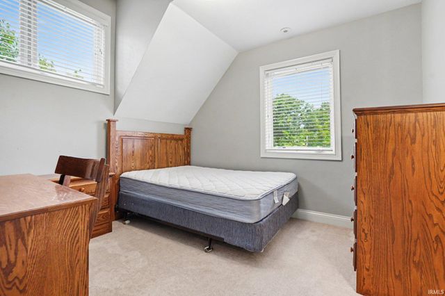 330 N Sunnyside Avenue, South Bend, IN 46617