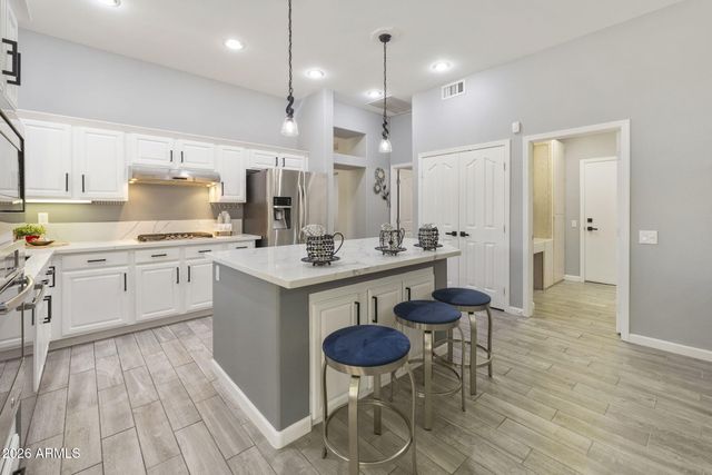 15612 W WHITEWOOD Drive, Sun City West, AZ 85375