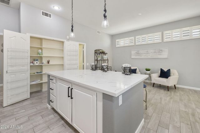 15612 W WHITEWOOD Drive, Sun City West, AZ 85375