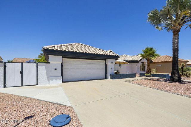 15612 W WHITEWOOD Drive, Sun City West, AZ 85375