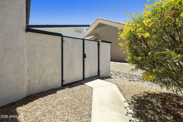 15612 W WHITEWOOD Drive, Sun City West, AZ 85375
