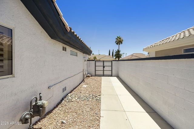 15612 W WHITEWOOD Drive, Sun City West, AZ 85375