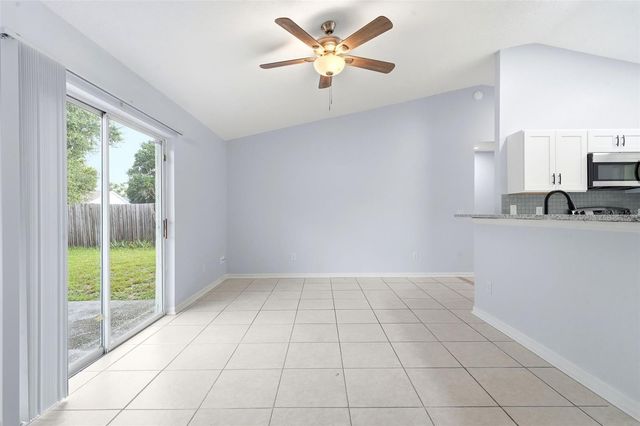 206 N HAWTHORNE AVENUE, Apopka, FL 32703