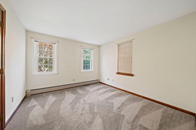 20 Biscayne Dr, Barnstable, MA 02648
