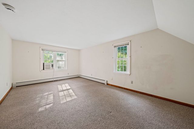 20 Biscayne Dr, Barnstable, MA 02648