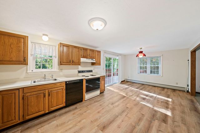 20 Biscayne Dr, Barnstable, MA 02648