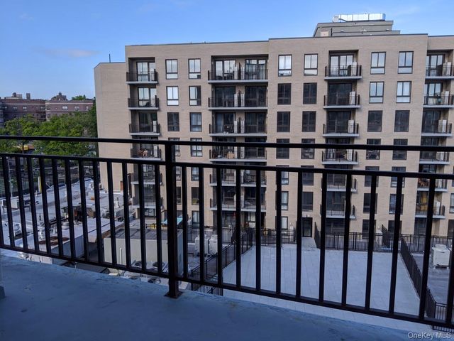 45-11 82nd Street W6B, Elmhurst, NY 11373
