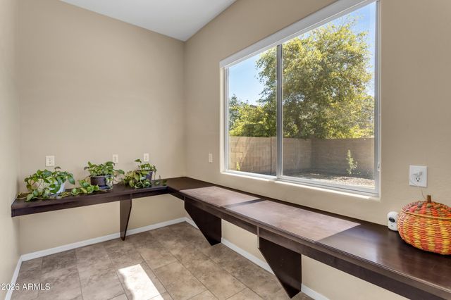 2827 E MUIRFIELD Street, Gilbert, AZ 85298