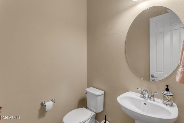 2827 E MUIRFIELD Street, Gilbert, AZ 85298