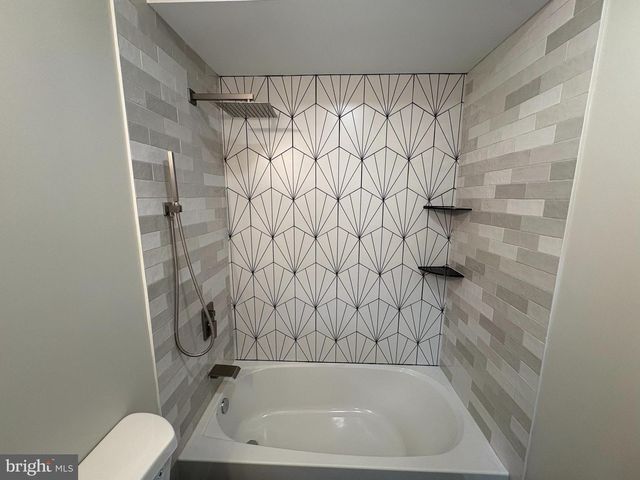 50 MICAHILL RD, Levittown, PA 19056