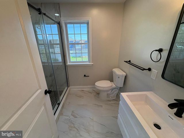 50 MICAHILL RD, Levittown, PA 19056