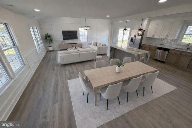 50 MICAHILL RD, Levittown, PA 19056