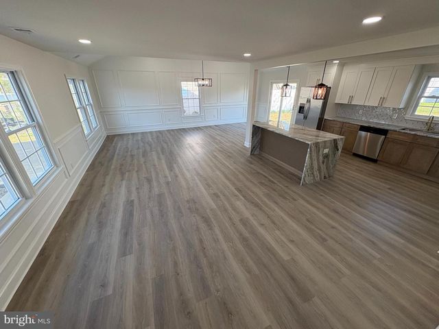 50 MICAHILL RD, Levittown, PA 19056