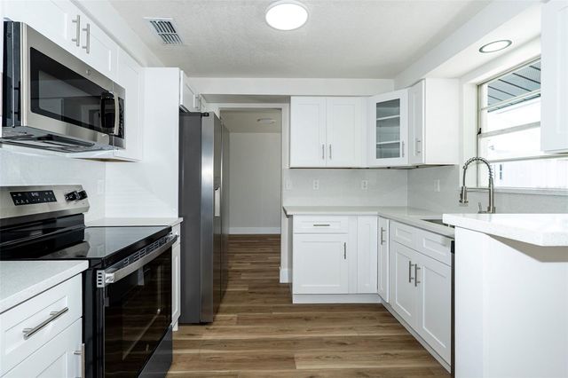 3406 63RD STREET W, Bradenton, FL 34209